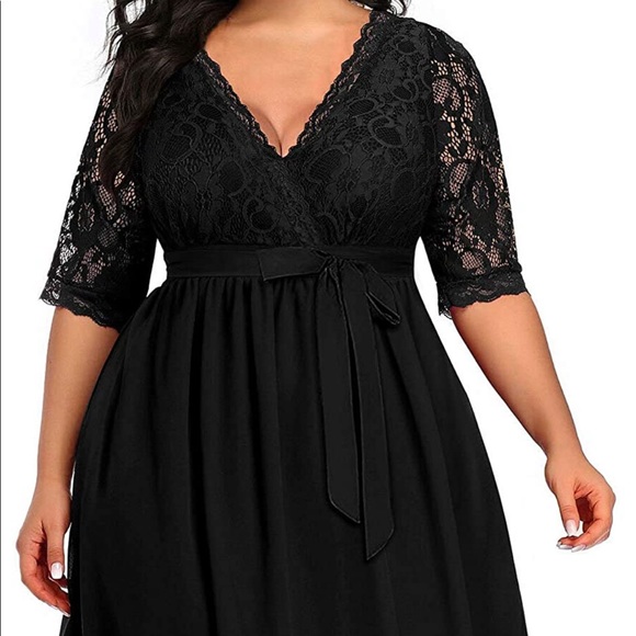 Dresses & Skirts - Lace dress